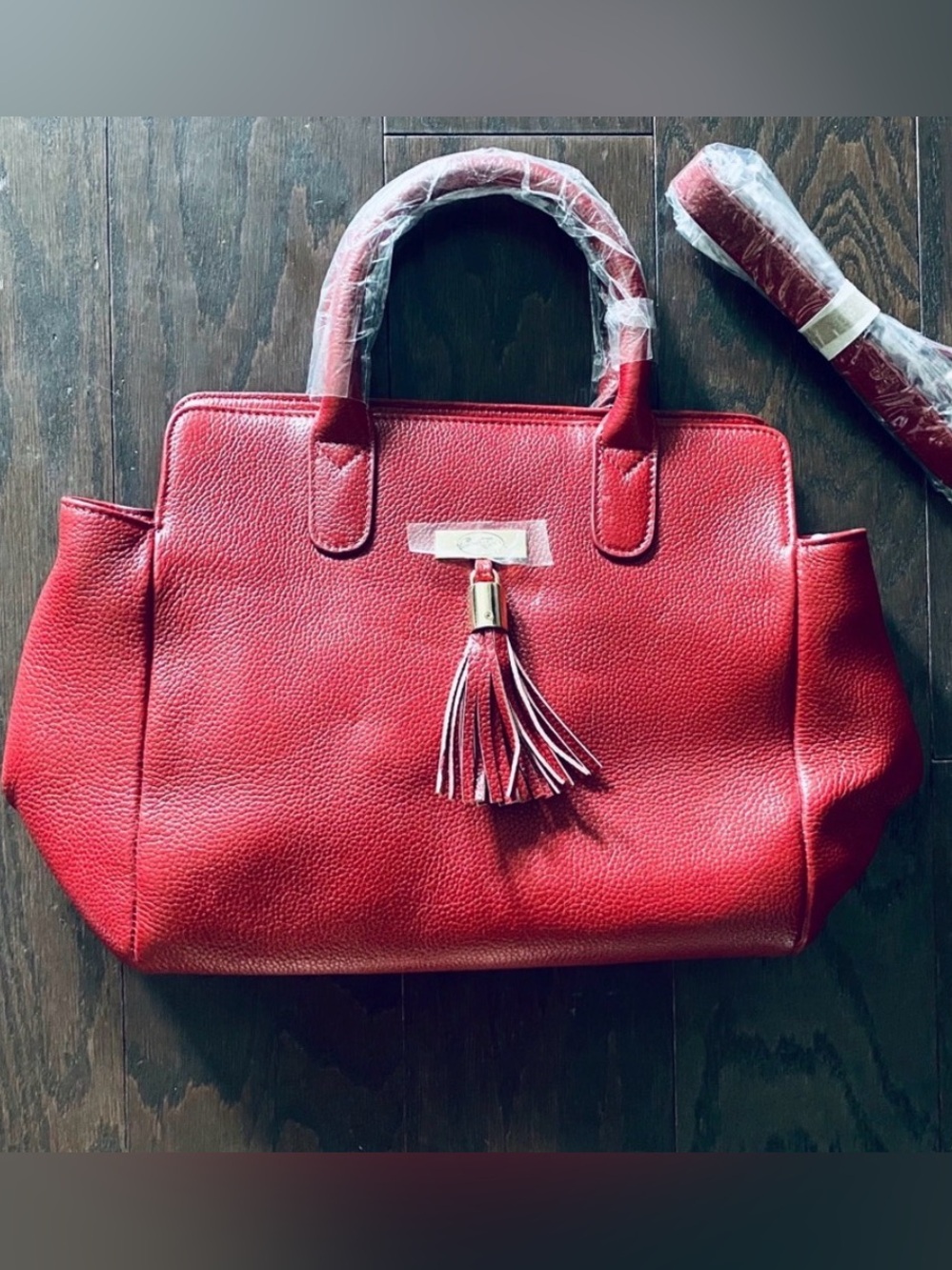 SALE!! NWOT! Genuine Leather Onna Ehrlich handbag in deep red - Picture 12 of 13